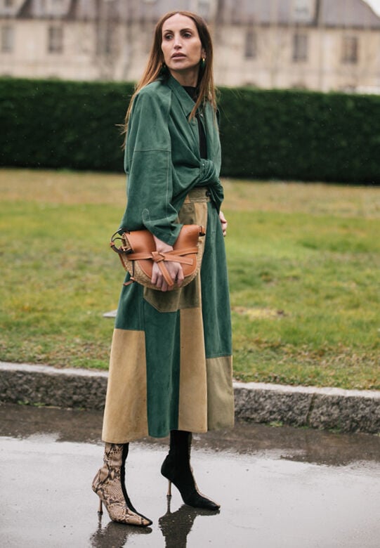Loewe puzzle shop bag street style
